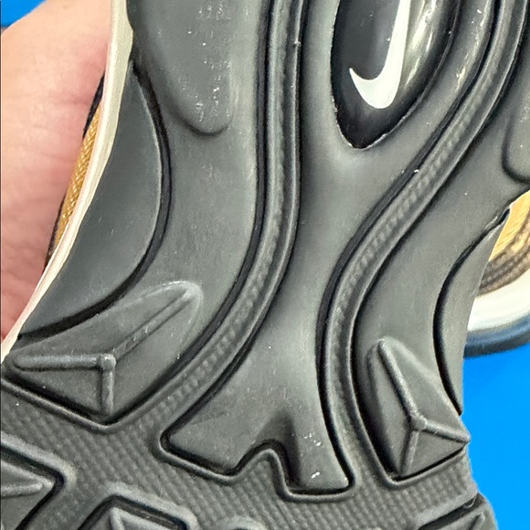 Nike Air Max 97 Metallic Gold and Black Shoes Brand New size 9.5 or 8 man - Picture 11 of 13